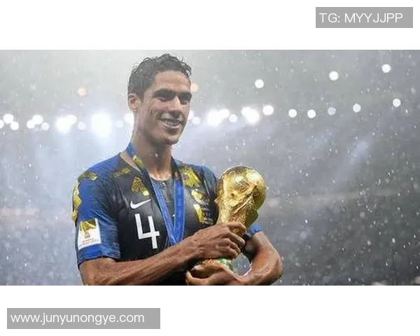 足球明星外号背后的故事与传奇起源探秘